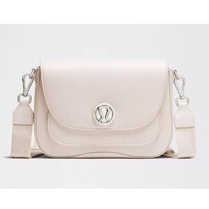 NWT Lululemon Crossbody Bag 1.5L/ Leather Alternative/ Dust & Gift Bag/MSRP $198